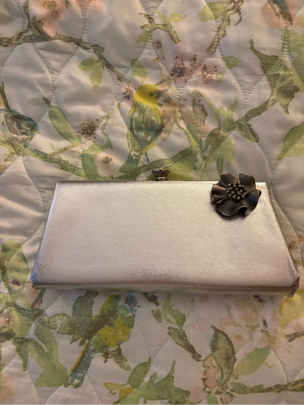 Vintage Silver Metallic Frame Clutch Purse Floral Brooch Pin Evening Bag Mad Men